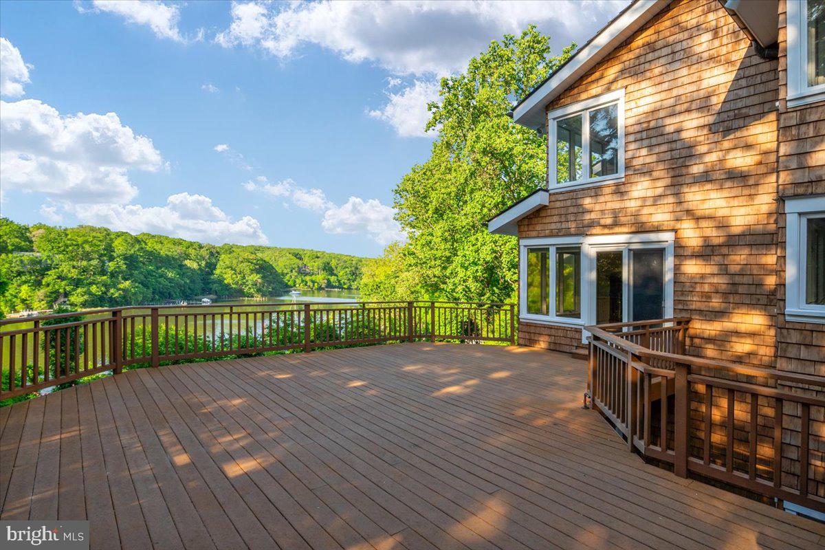 THE DOWNS - Residential