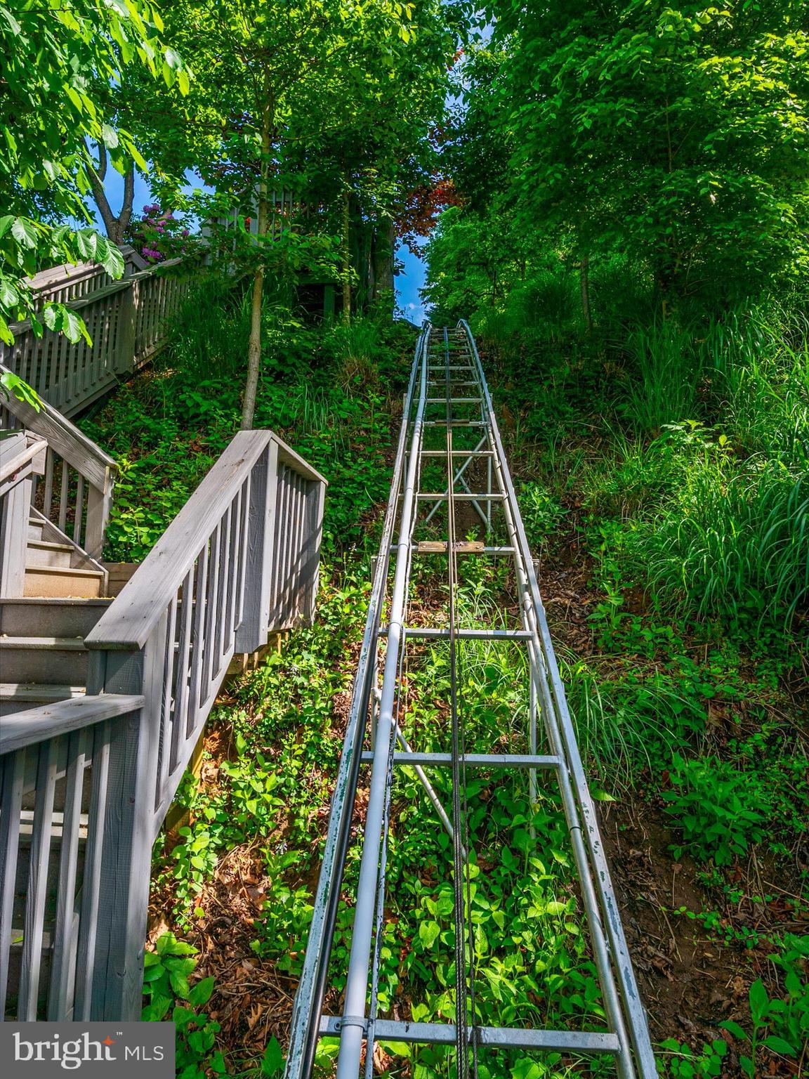 THE DOWNS - Residential