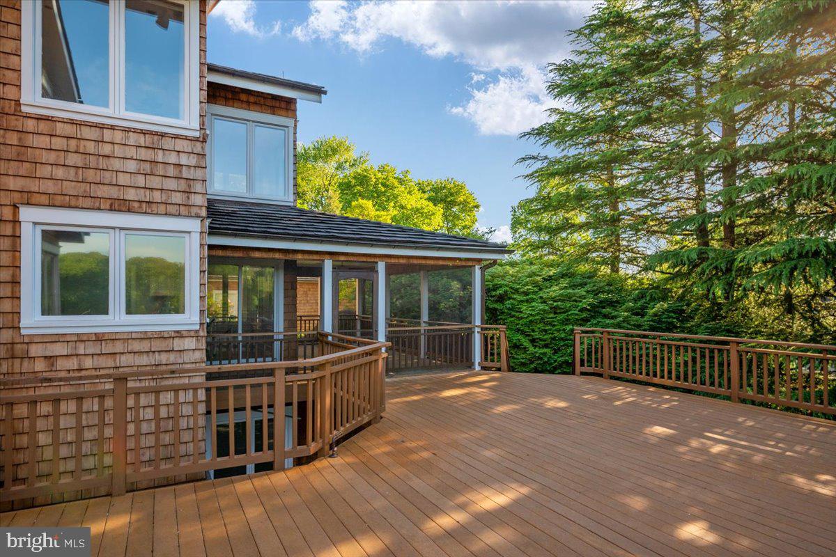 THE DOWNS - Residential