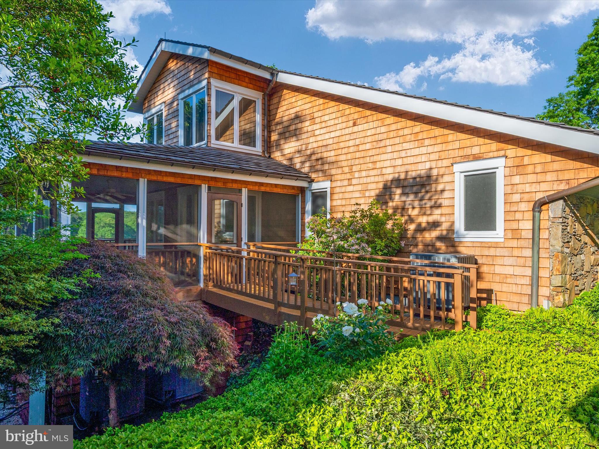 THE DOWNS - Residential