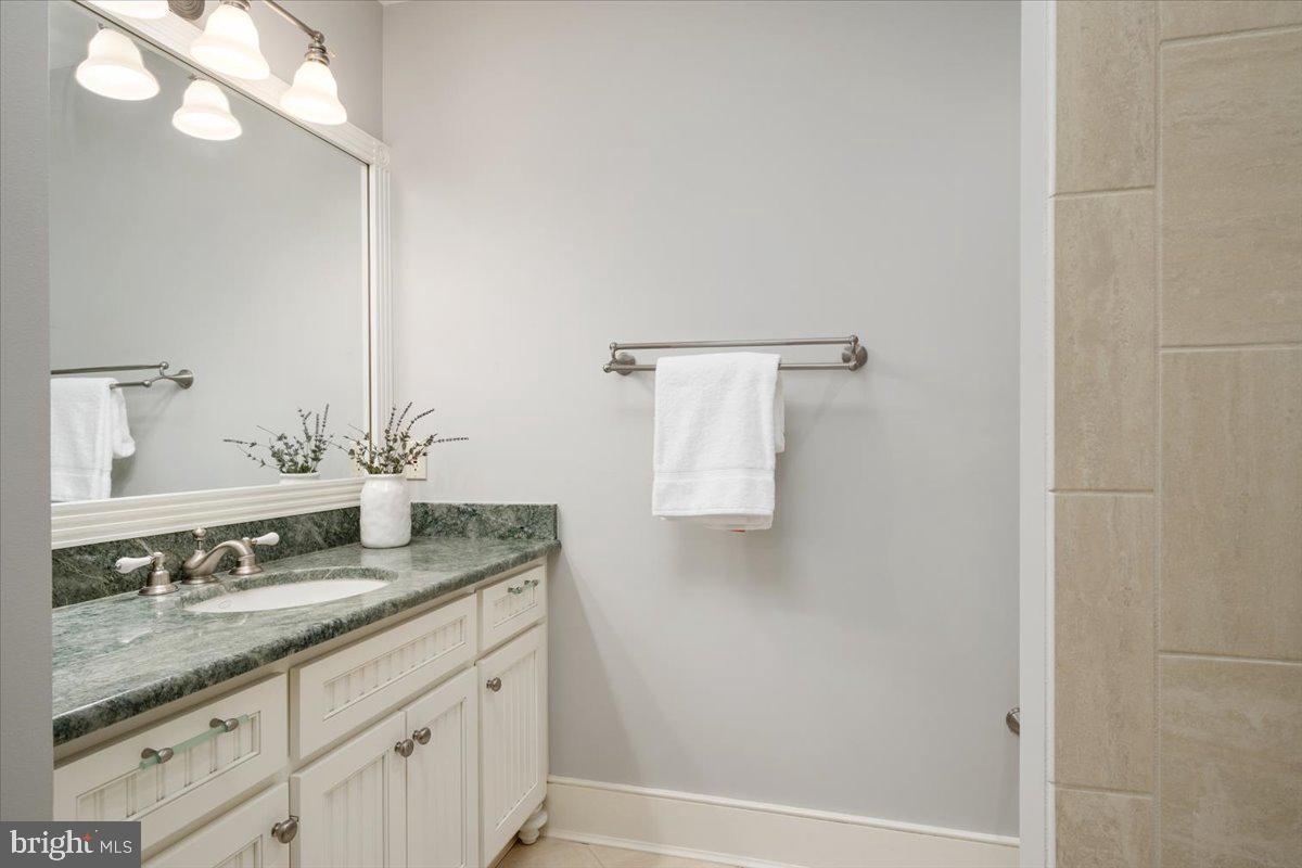 THE DOWNS - Residential