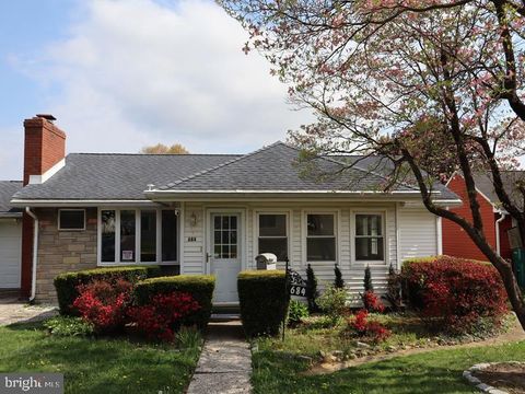 Photo of 684 Austin Drive, FAIRLESS HILLS, PA 19030 (MLS # PABU2119926)