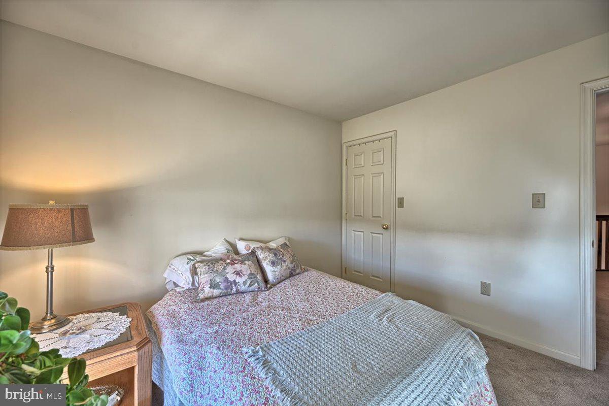 SADDLE RIDGE AT WAVERLY - Residential