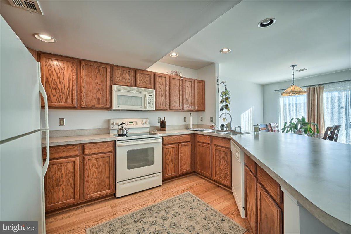 SADDLE RIDGE AT WAVERLY - Residential