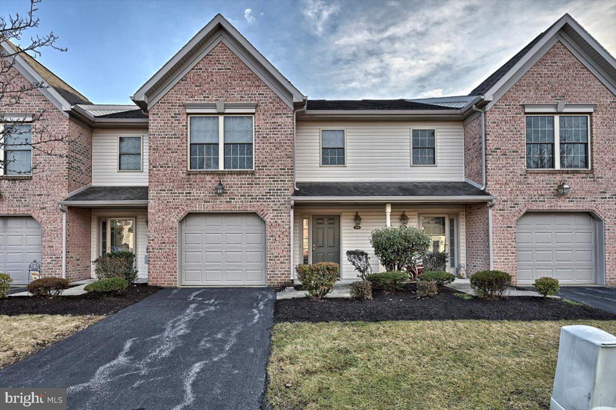 SADDLE RIDGE AT WAVERLY - Residential