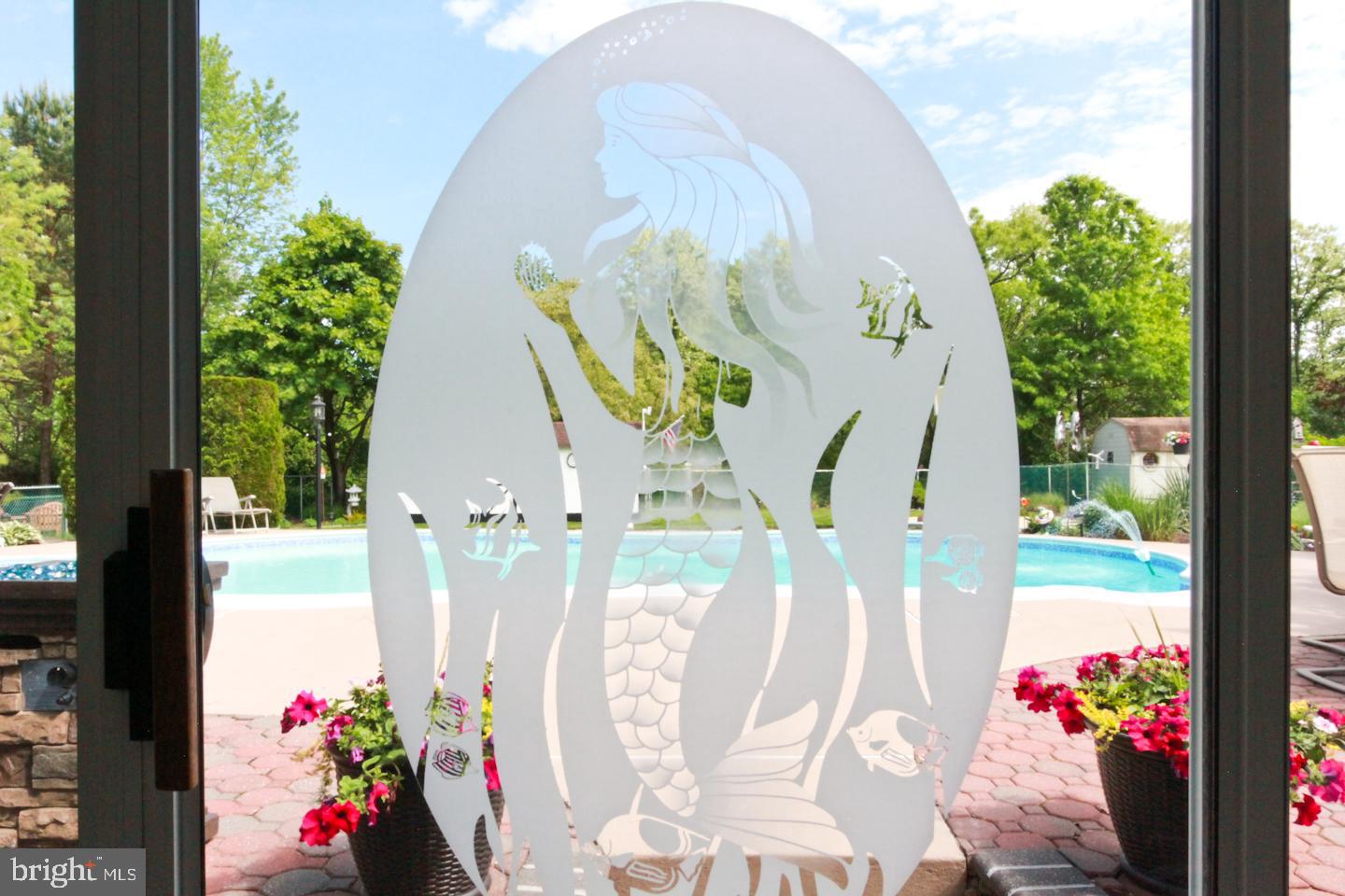 WOODRIDGE EAST - Residential