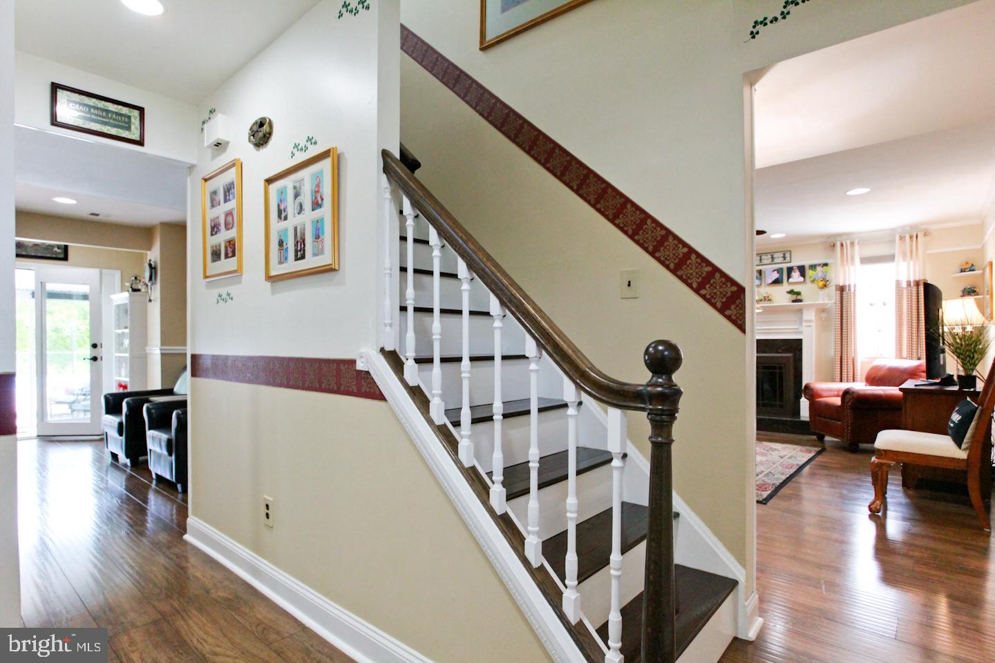 WOODRIDGE EAST - Residential
