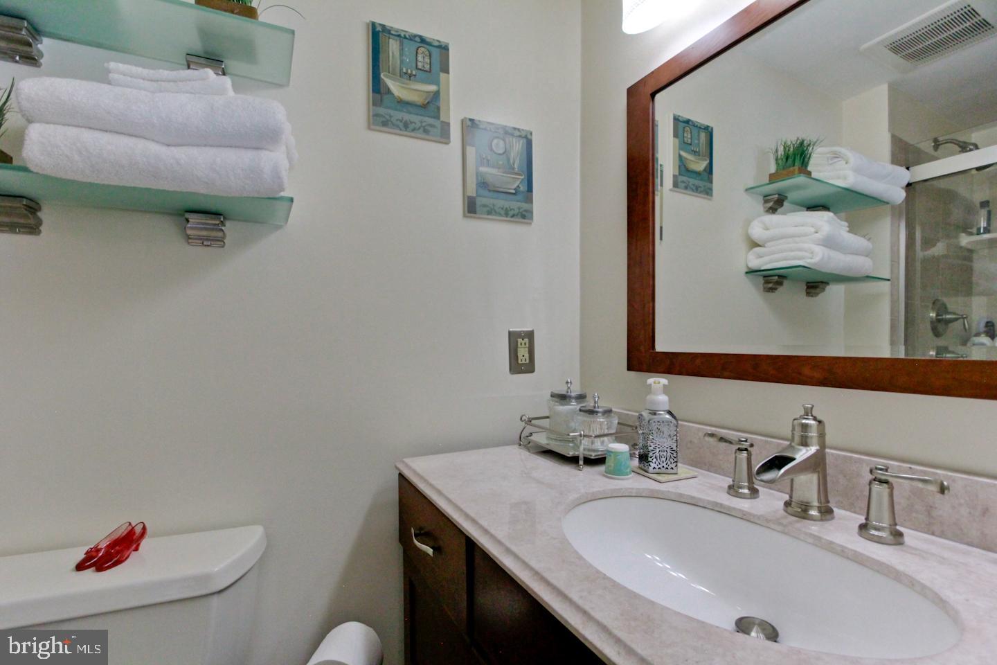 WOODRIDGE EAST - Residential