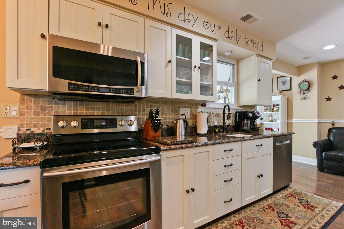 WOODRIDGE EAST - Residential