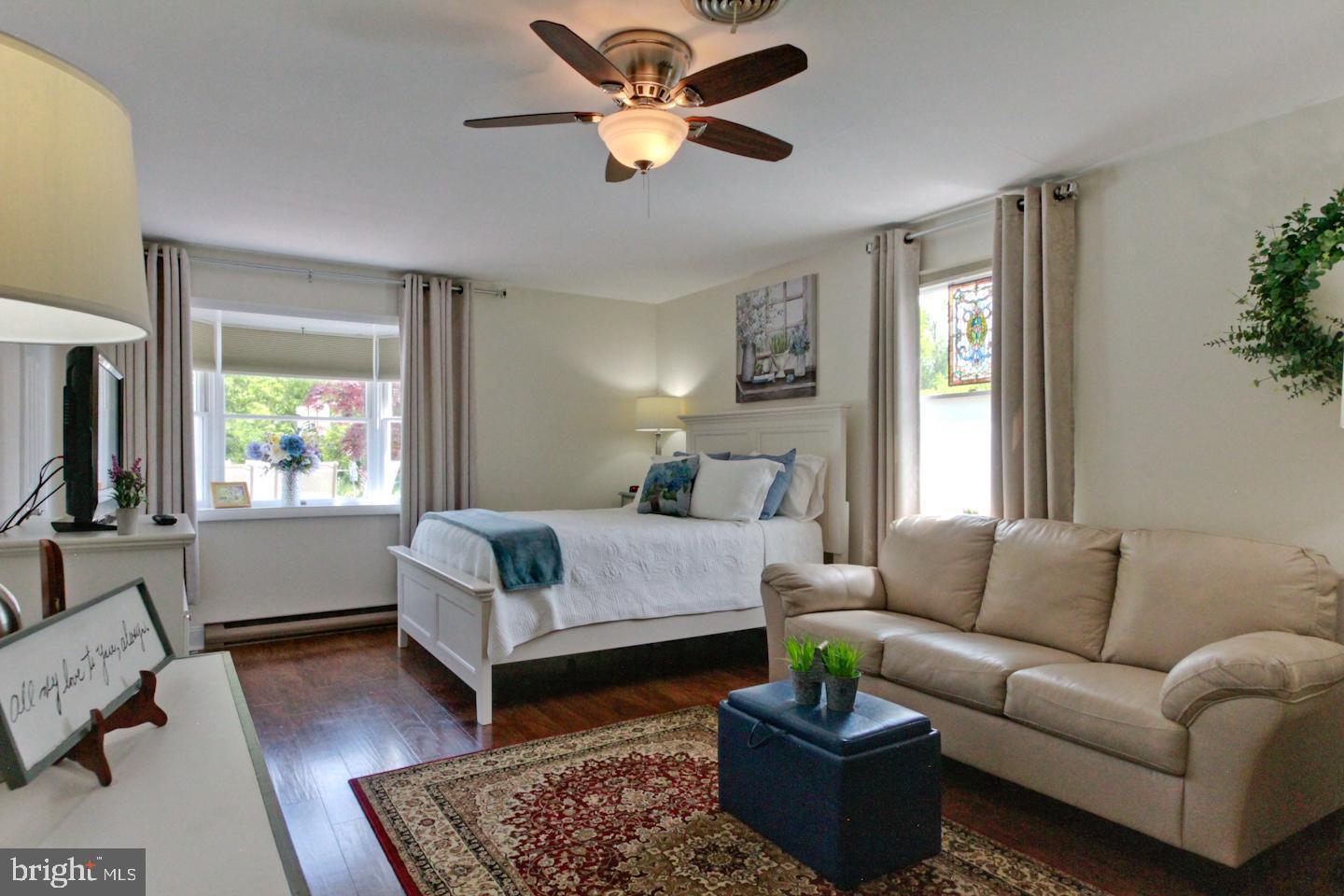 WOODRIDGE EAST - Residential