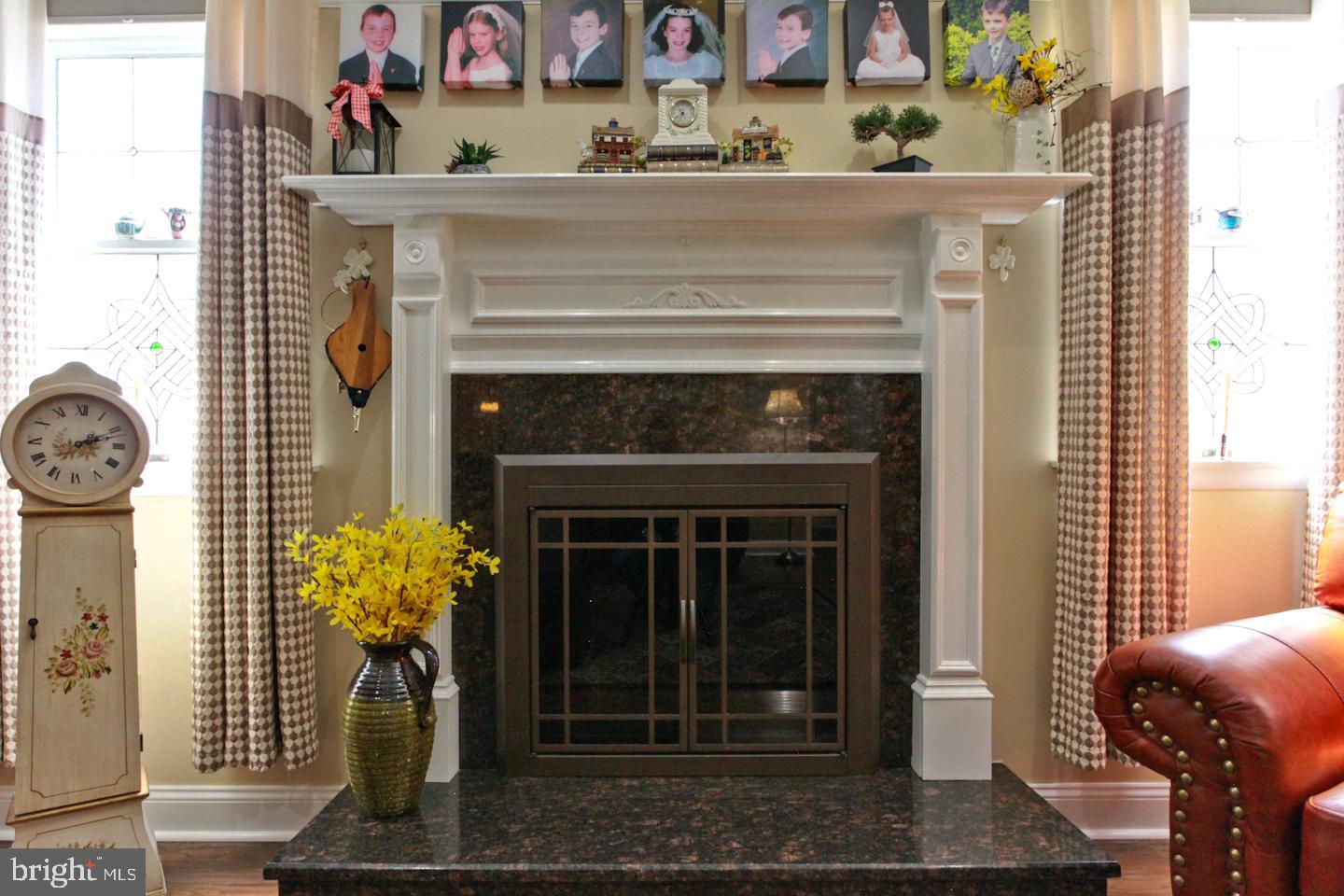 WOODRIDGE EAST - Residential