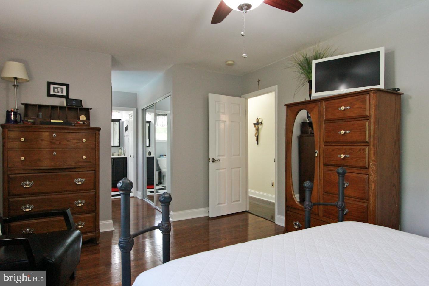 WOODRIDGE EAST - Residential
