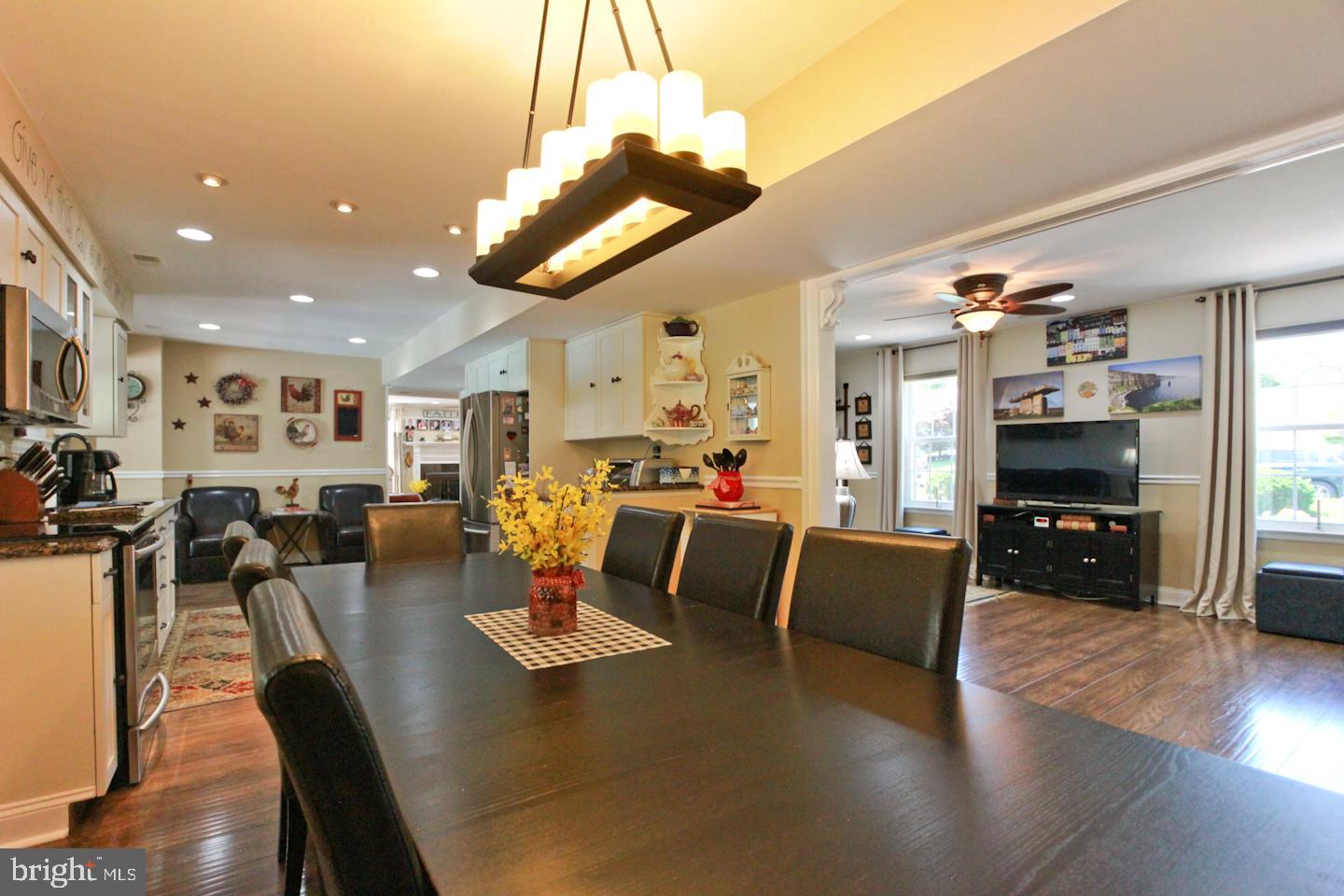 WOODRIDGE EAST - Residential