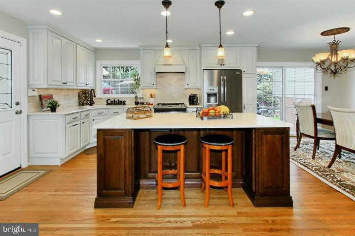 ROLLING VALLEY - Residential Lease