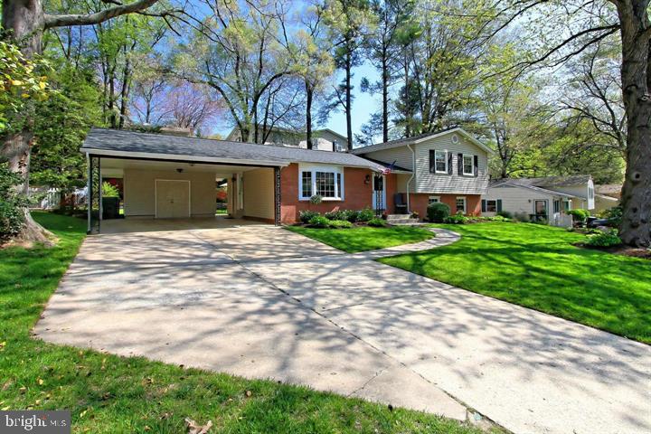 Walk through the front door & be wowed! Open floorplan & a kit w/all the bells & whistles SS appliances, 42 soft-close cabs, quartz & a large breakfast bar! Gorgeous, freshly painted throughout, hardwood floors & new carpeting. Updates include roof, siding, windows, HVAC. Lovely yard with w/stone wall & front sprinkler. The community pool is a block away. Top-rated schools & great commuter location! Breakfast Area, Chair Railings, Crown Moldings, Kitchen - Eat-In, Kitchen - Gourmet, Kitchen - Island, Primary Bath(s), Recessed Lighting, Upgraded Countertops, Wainscoting, Wood Floors, 1 Fireplace(s), Gas/Propane, Screen, Dishwasher, Disposal, Dryer, Exhaust Fan, Extra Refrigerator/Freezer, Icemaker, Microwave, Oven - Single, Oven/Range-Gas, Refrigerator, Washer, Accessibility Features: None, Carbon Monoxide Detector(s), Electric Alarm, Fire Detection System, Door Features: Six-Panel, Sliding Glass, Storm, Window Features: Bay/Bow, Double Pane One of the largest homes in the neighborhood, Completely renovated, has open floor plan dining, living, and kitchen with an eat-in island on the main level. rec room has carpet extra bedroom and half bath. Washer and Dryer included. Three finished levels, two car carport with additional storage. The main and upper levels have hardwood floors, and lots of windows. Stainless appliances, Granite countertops. The landlord will hire a lawn maintenance company to maintain the yard. Located in West Springfield in Rolling Valley, Min and Fairfax County Parkwayutes from Commuter lots, best schools, Close to I-95,495,395,66. Much Shopping close by. Contact Agent for more information