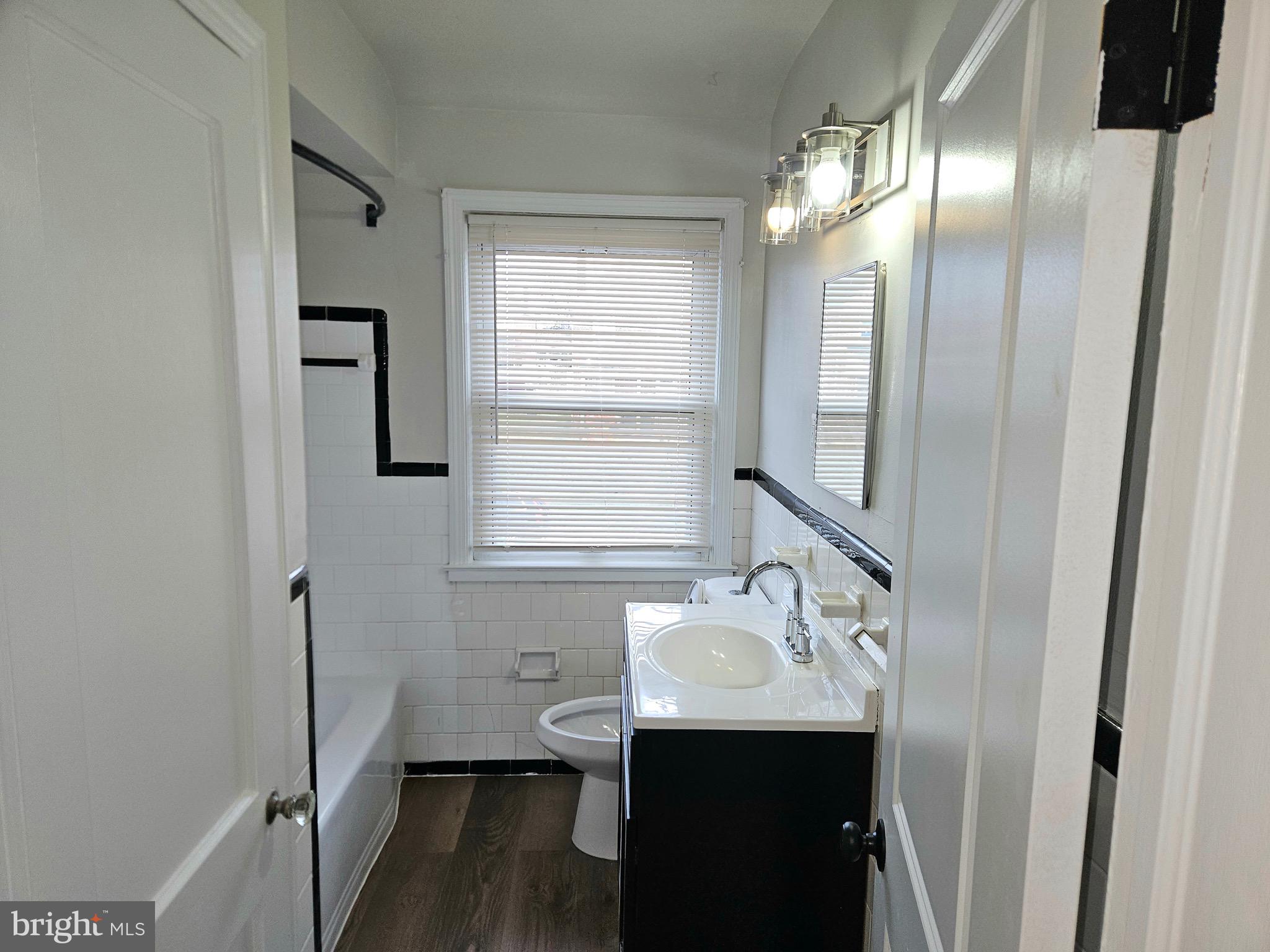 RAMBLEWOOD - Residential