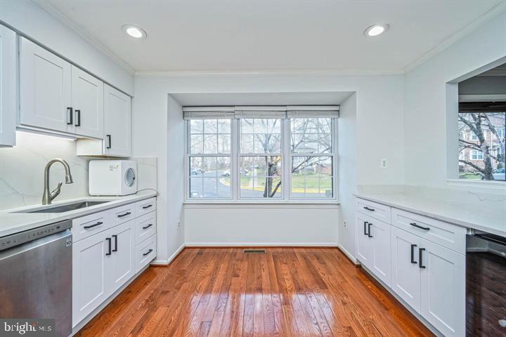 3964 BURNING BUSH COURT