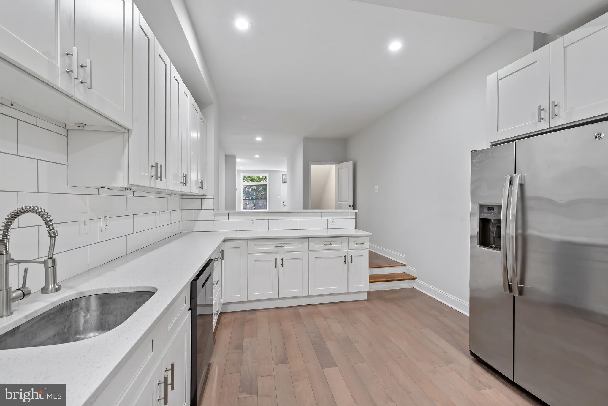 HIGHLANDTOWN - Residential