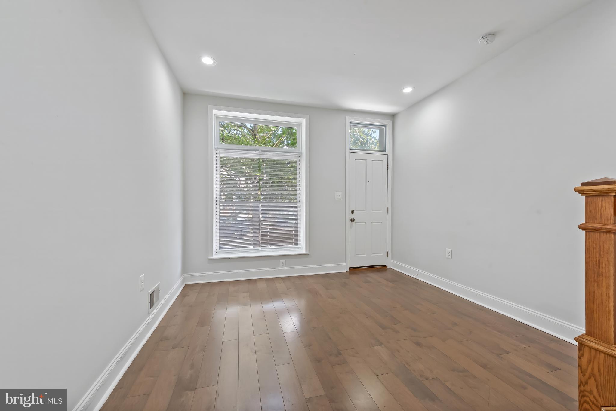 HIGHLANDTOWN - Residential