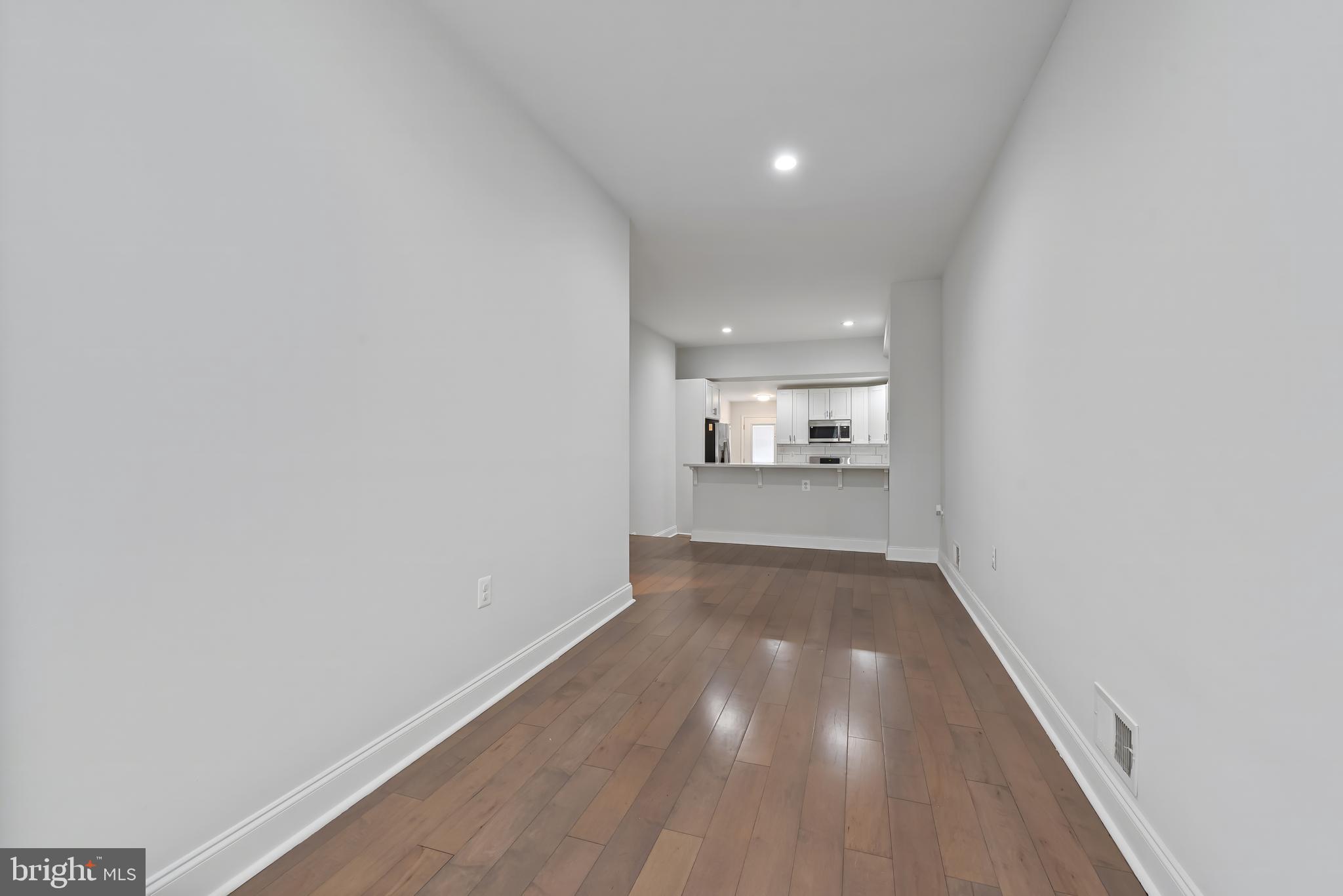 HIGHLANDTOWN - Residential