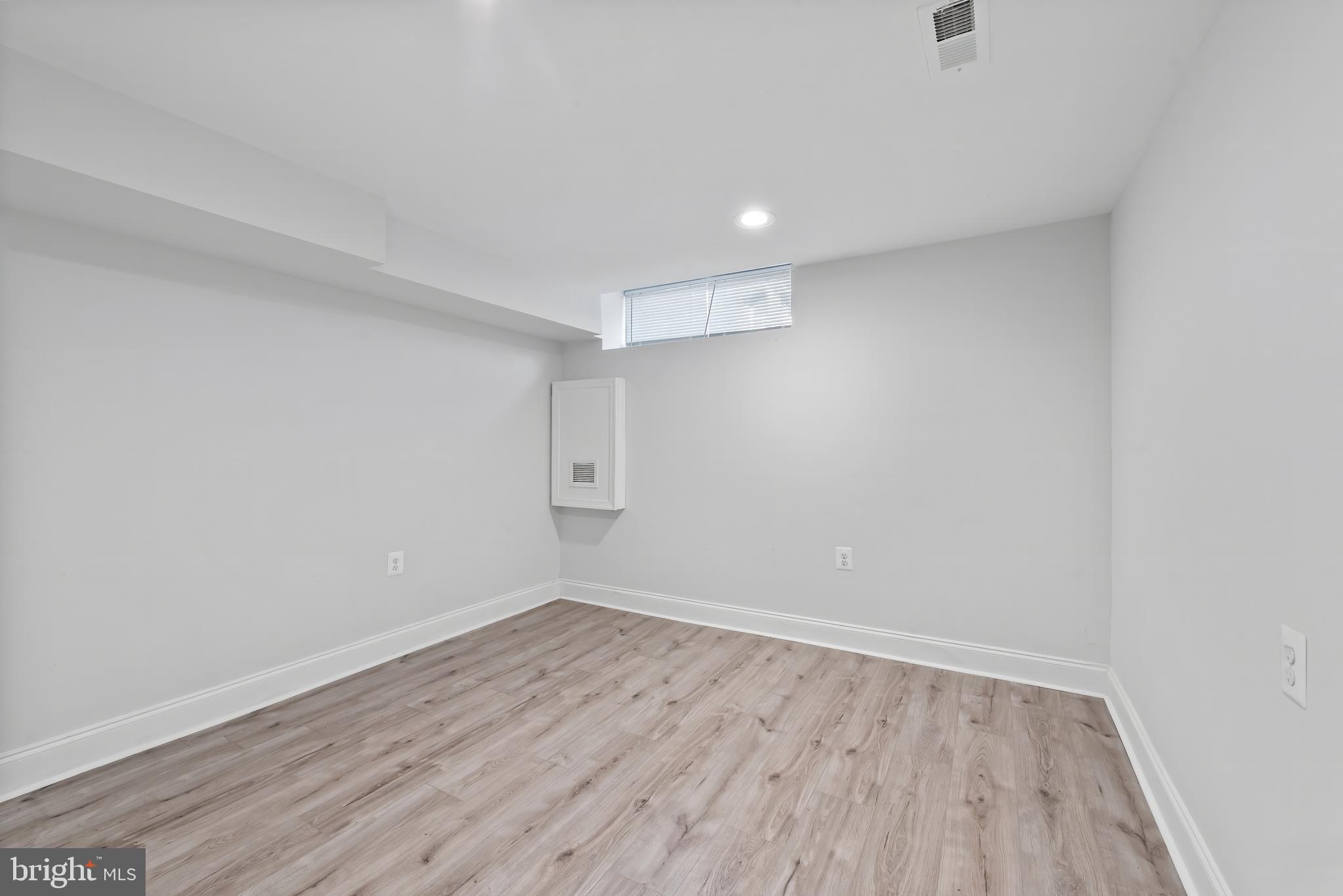 HIGHLANDTOWN - Residential