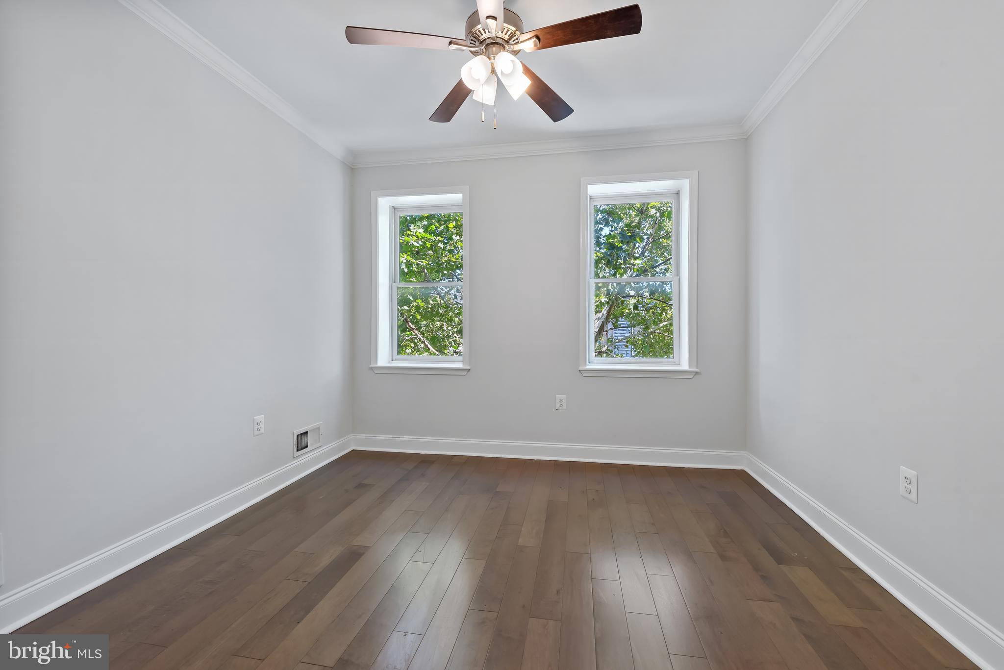 HIGHLANDTOWN - Residential