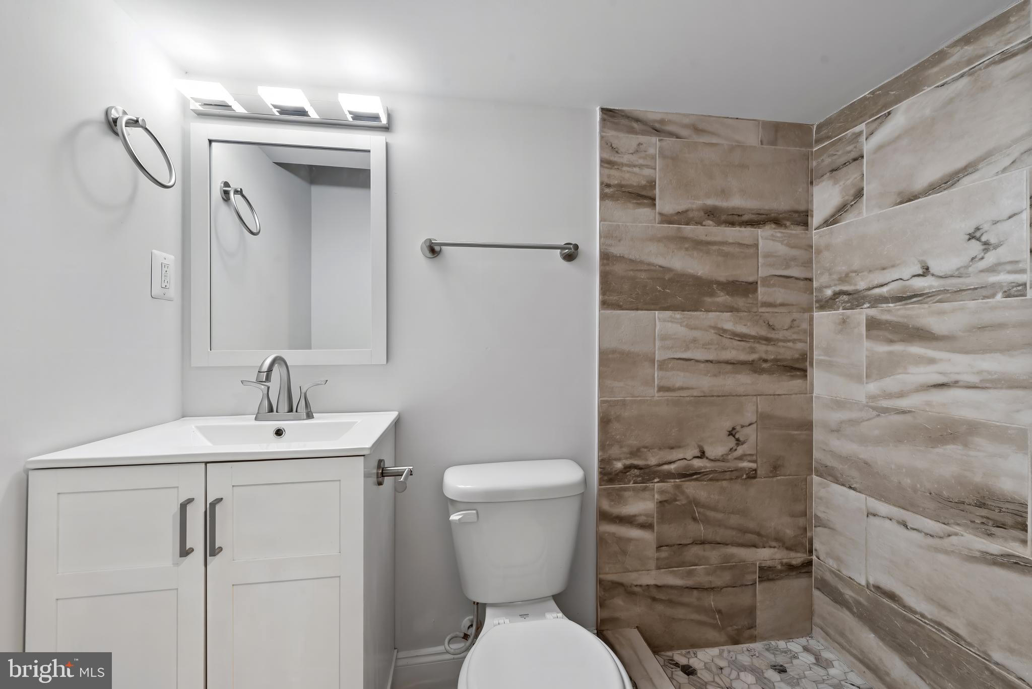 HIGHLANDTOWN - Residential