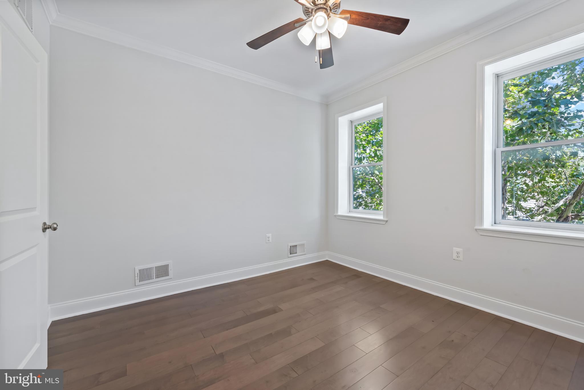 HIGHLANDTOWN - Residential