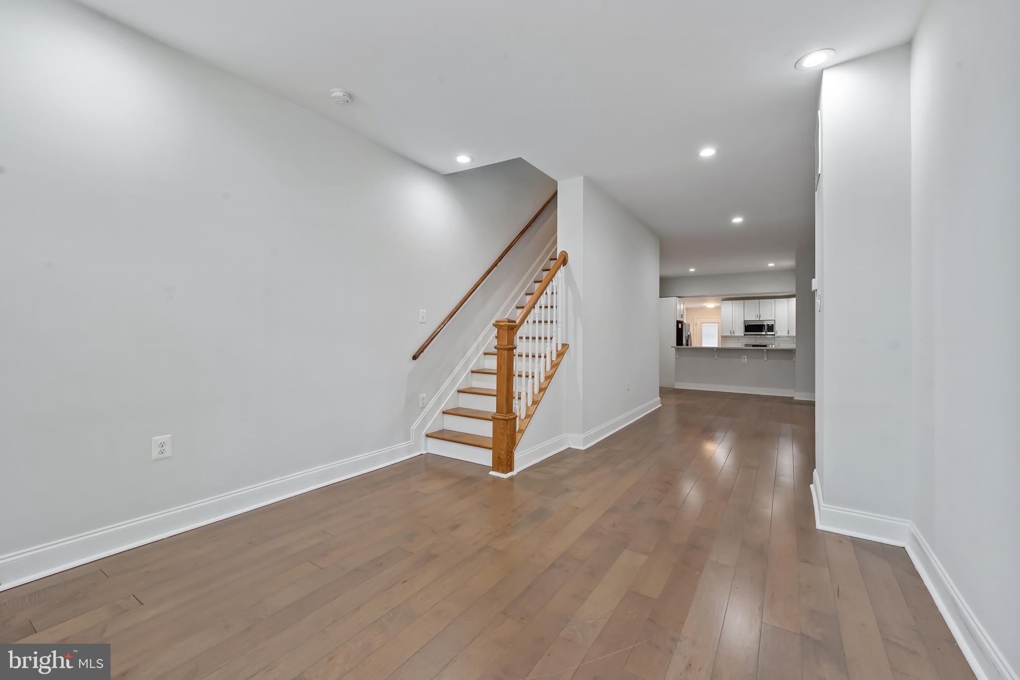 HIGHLANDTOWN - Residential