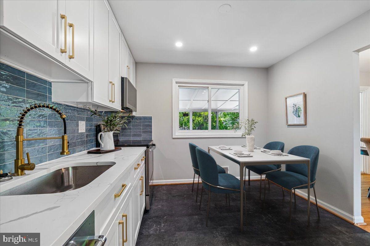 BOXWOOD VILLAGE - Residential
