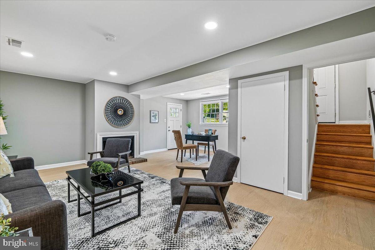 BOXWOOD VILLAGE - Residential