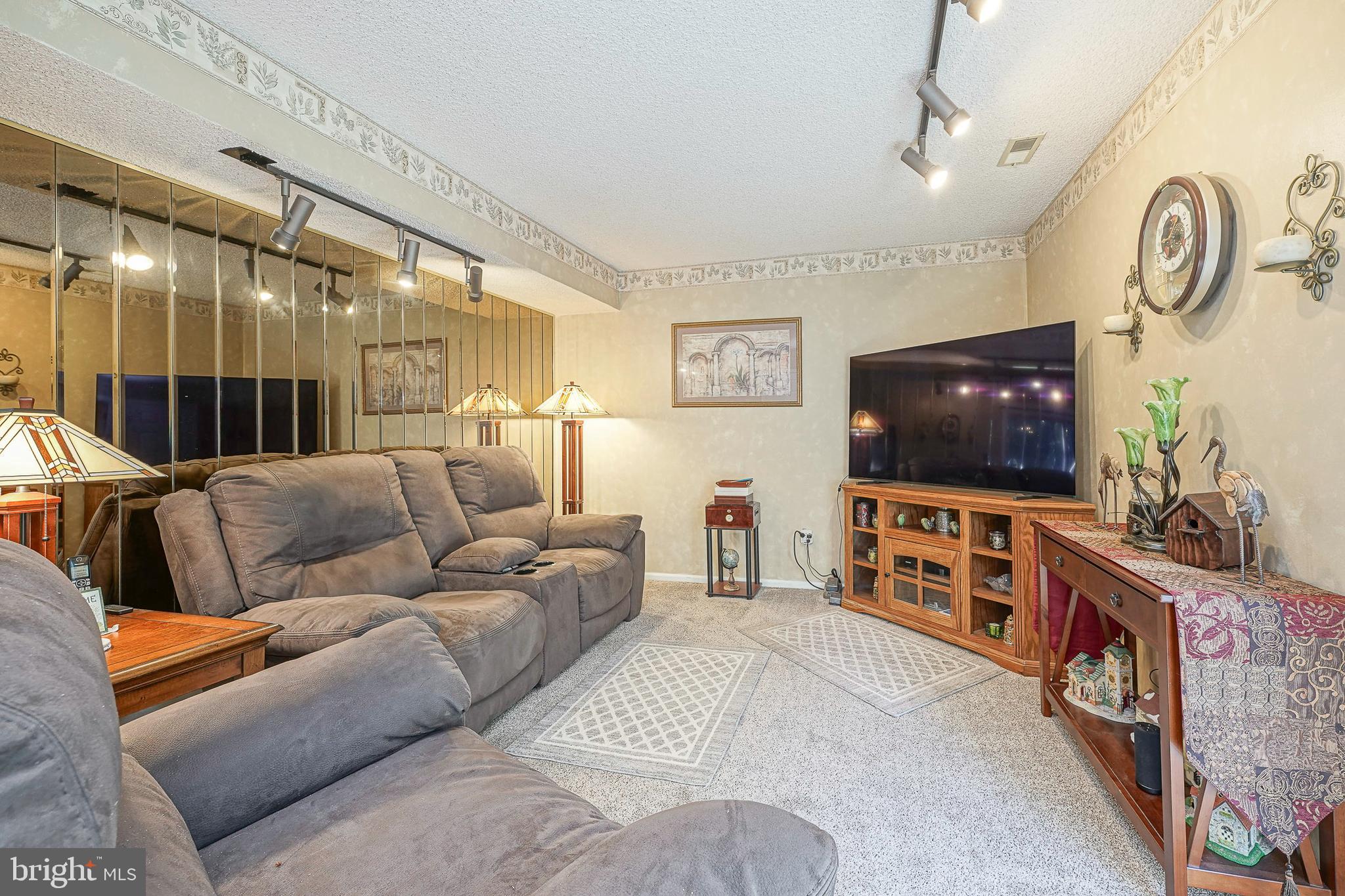 38 WINFIELD ROAD