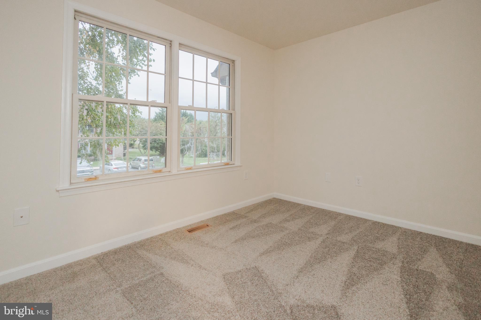 POTOMAC STATION - Residential