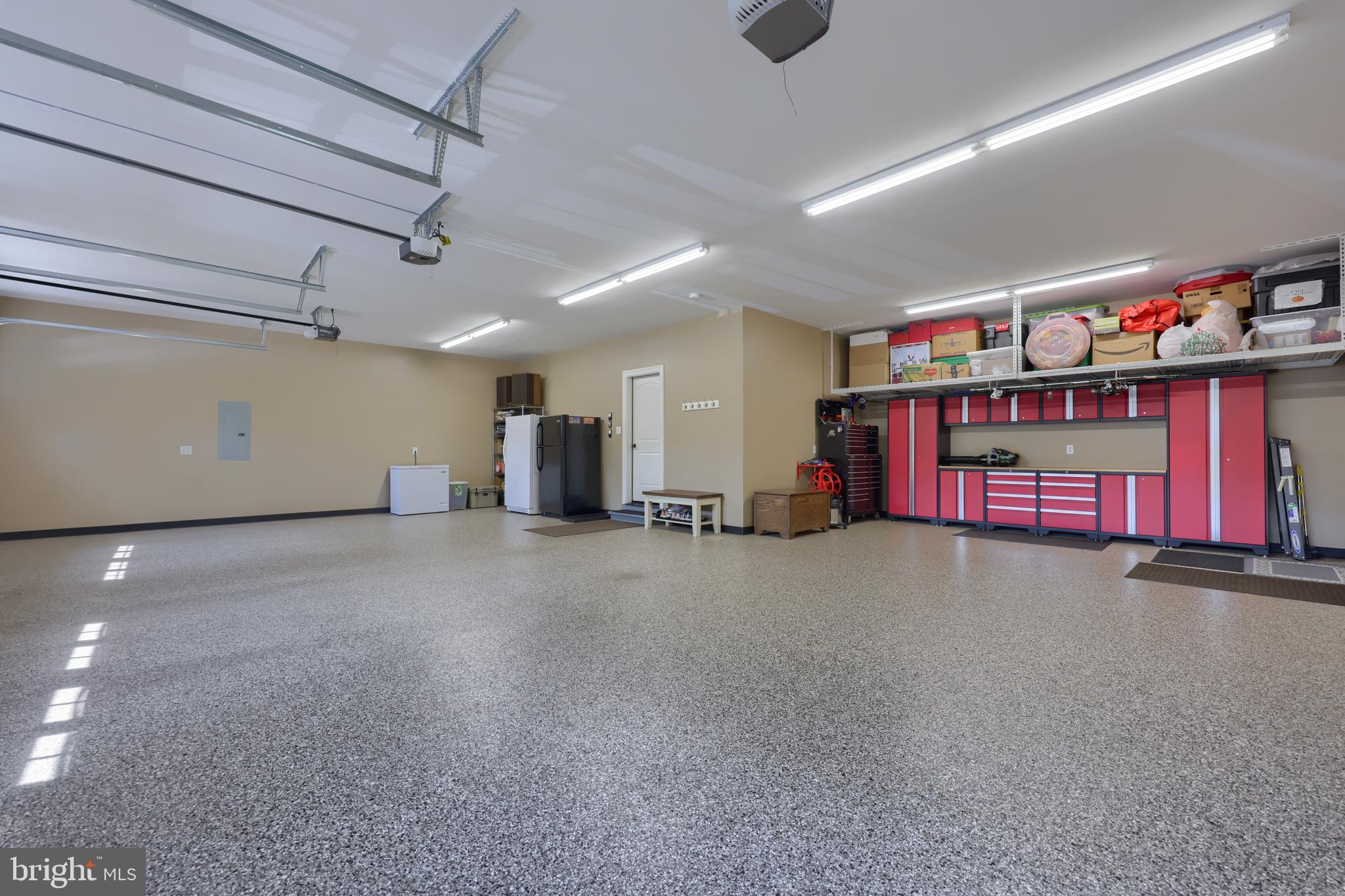 HILLDALE ESTATES - Residential