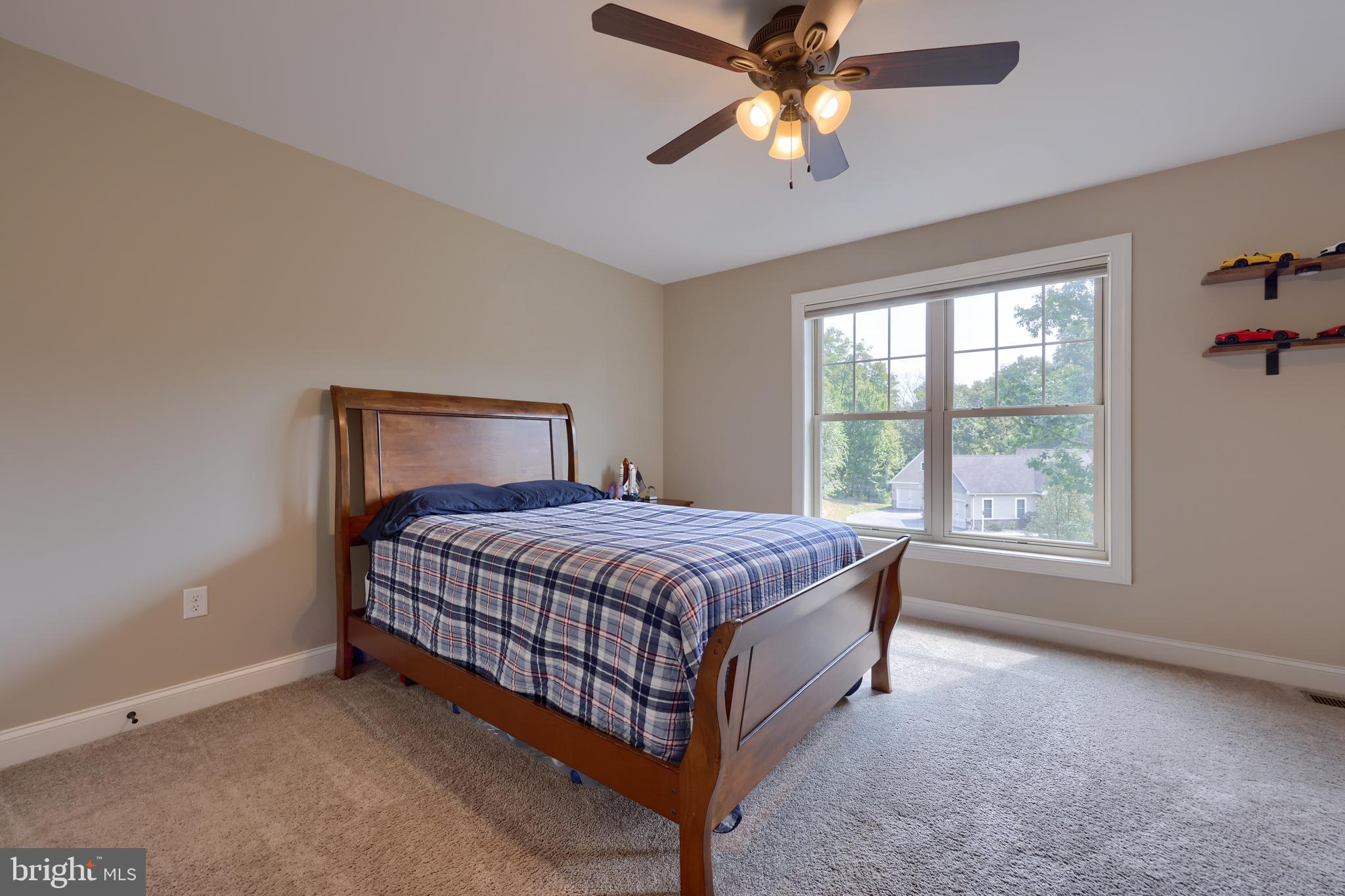 HILLDALE ESTATES - Residential