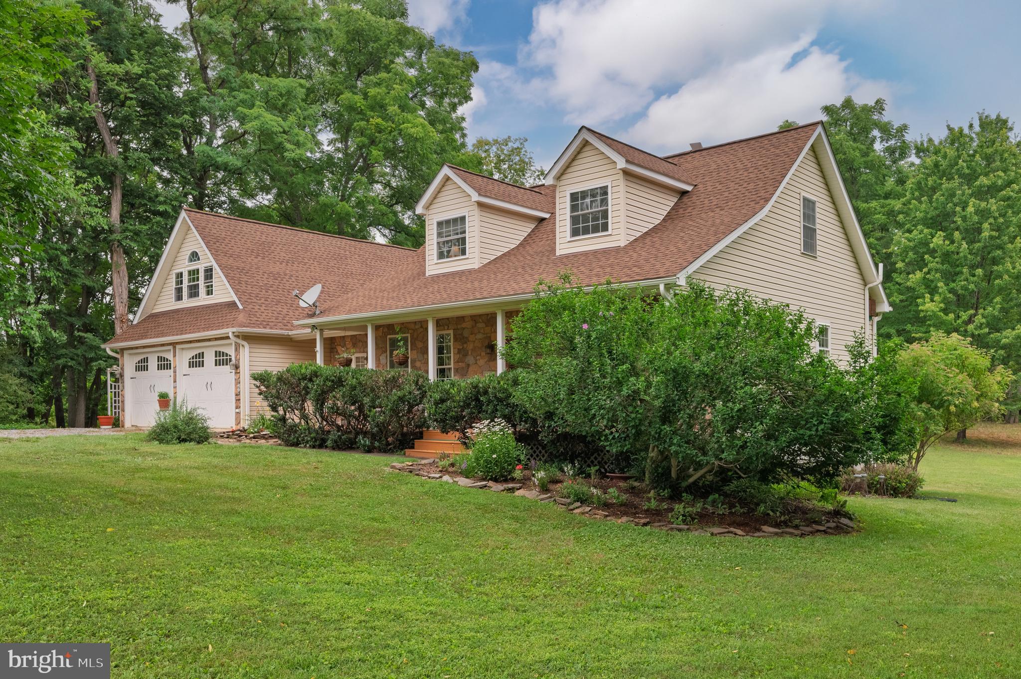 1918 SENSENY ROAD