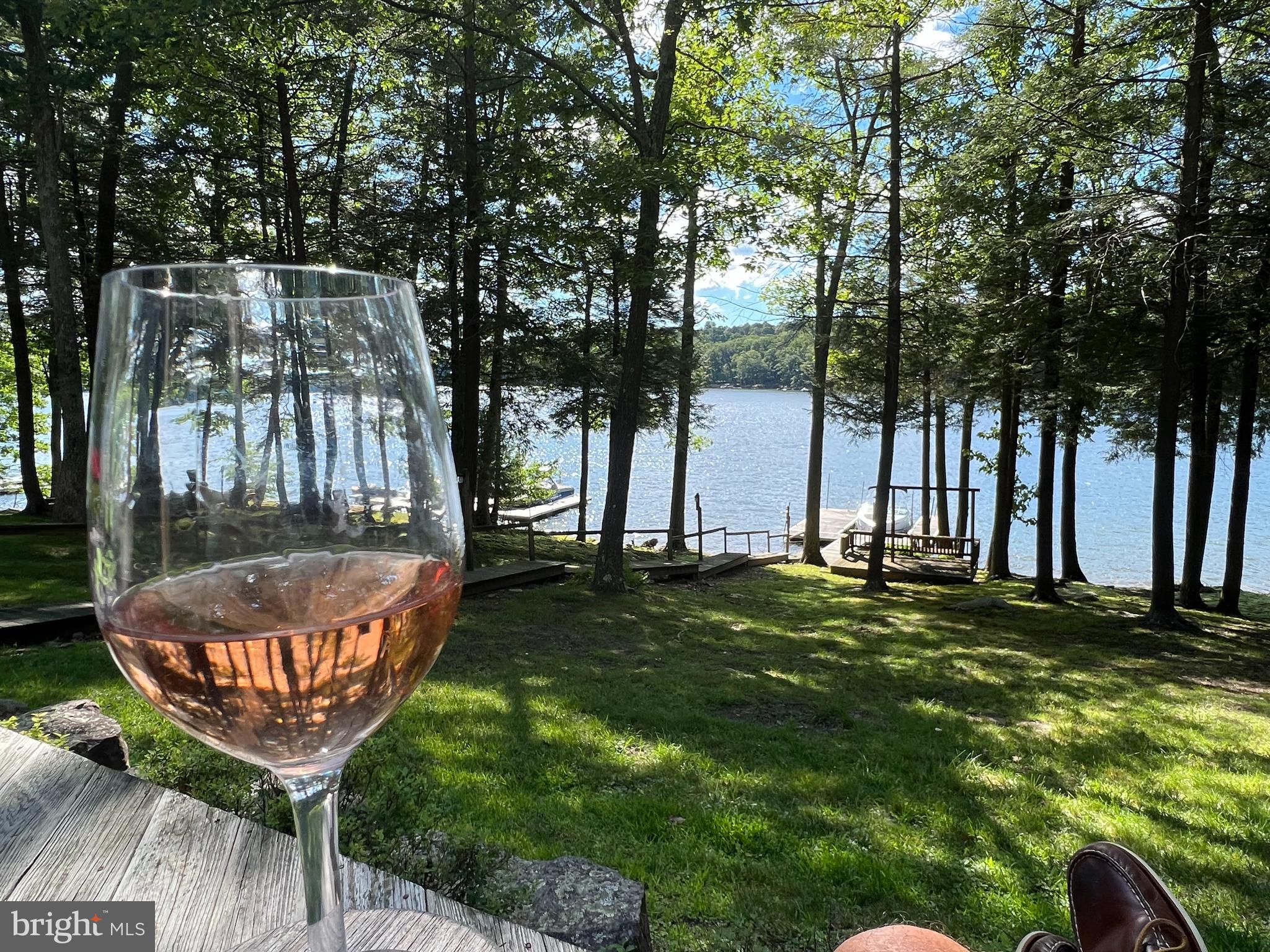 LAKE SHORE DRIVE - Residential