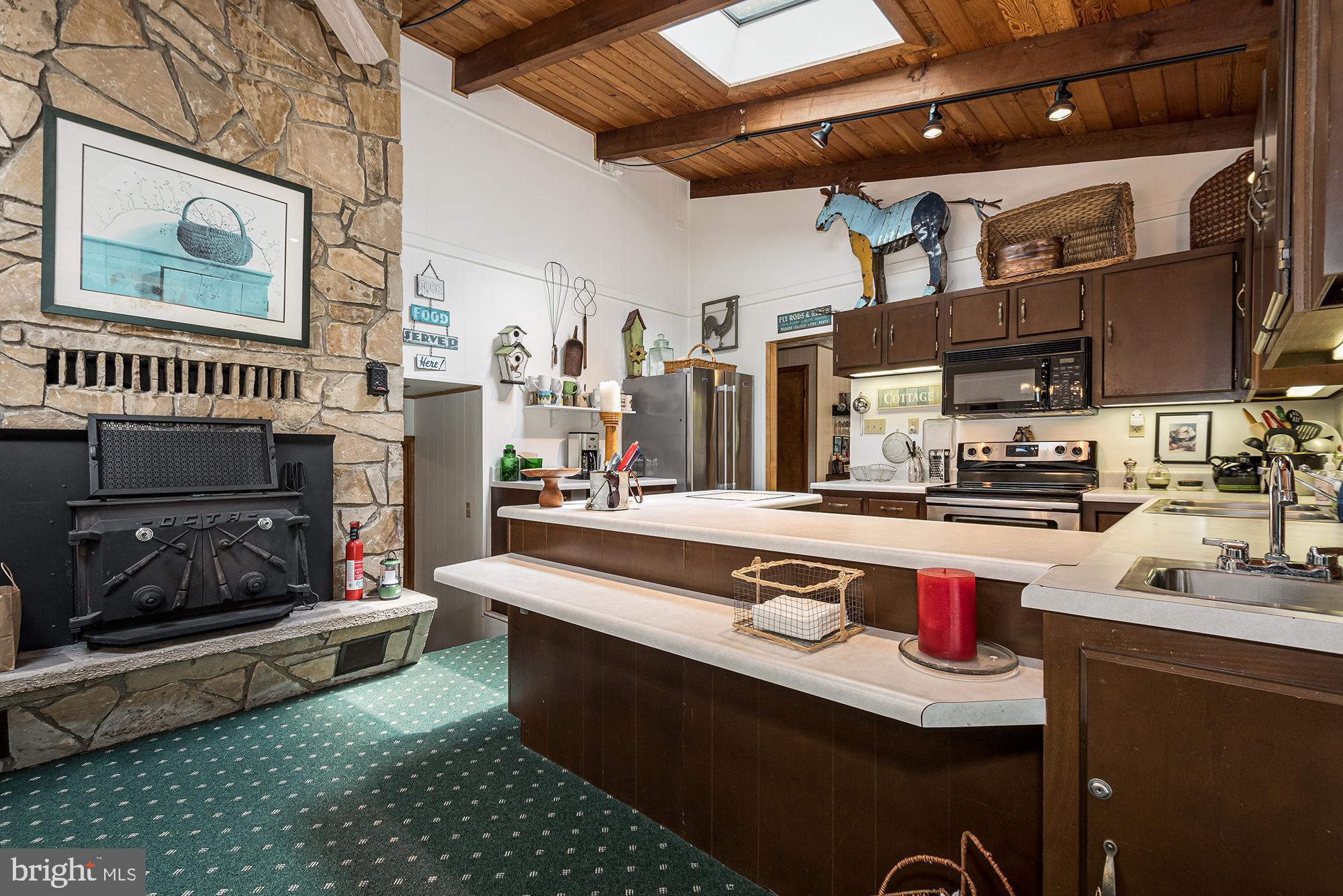 LAKE SHORE DRIVE - Residential