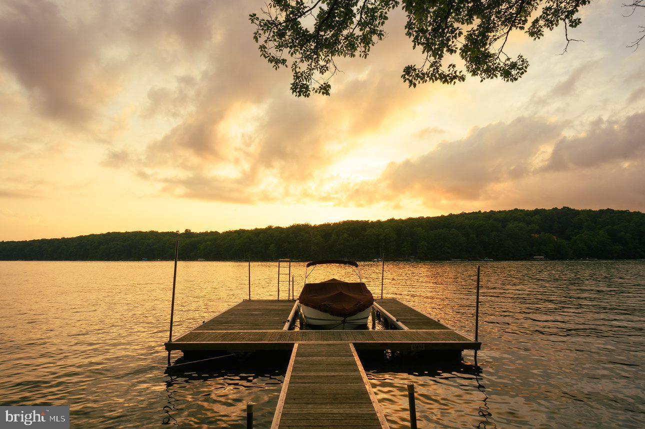LAKE SHORE DRIVE - Residential
