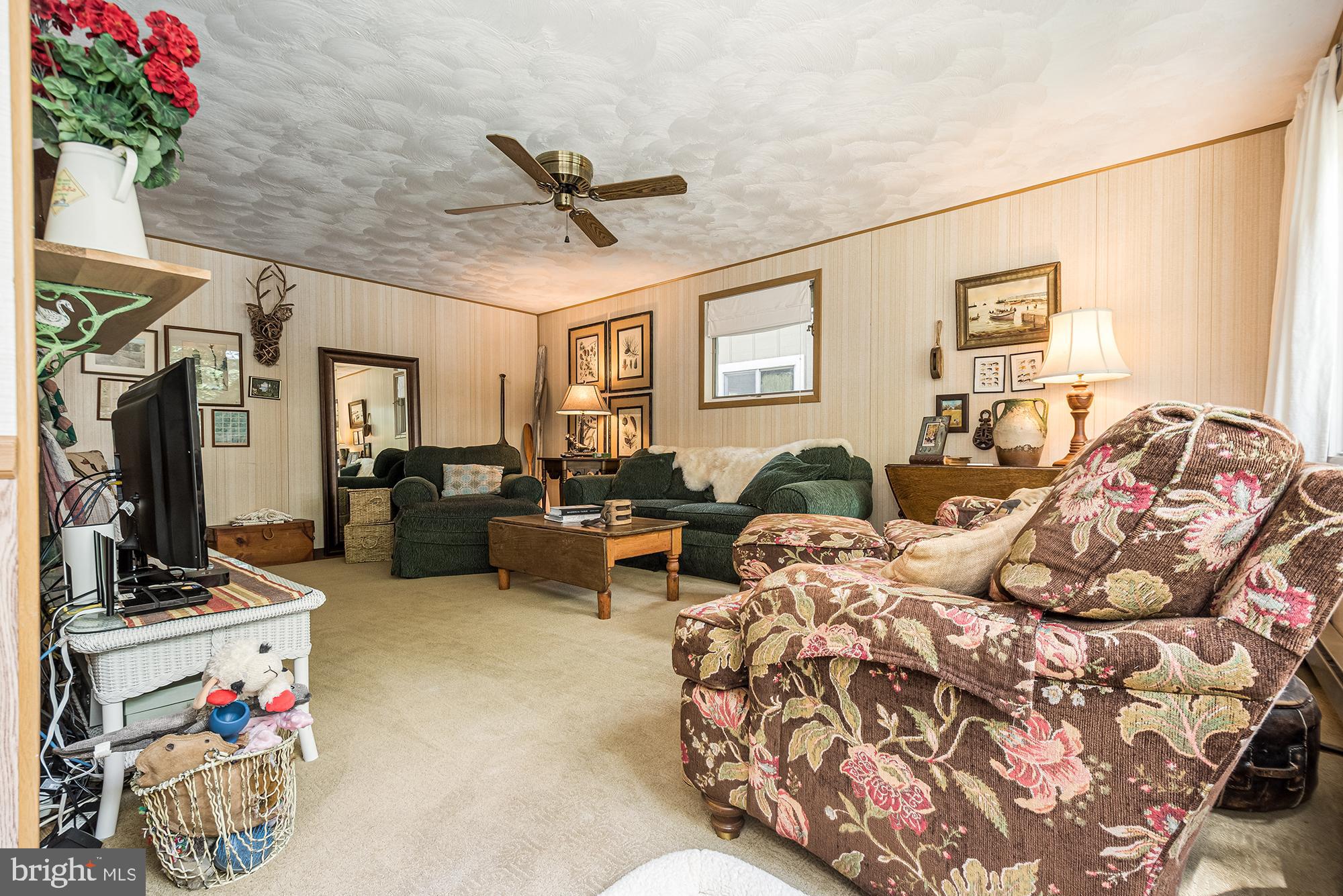 LAKE SHORE DRIVE - Residential