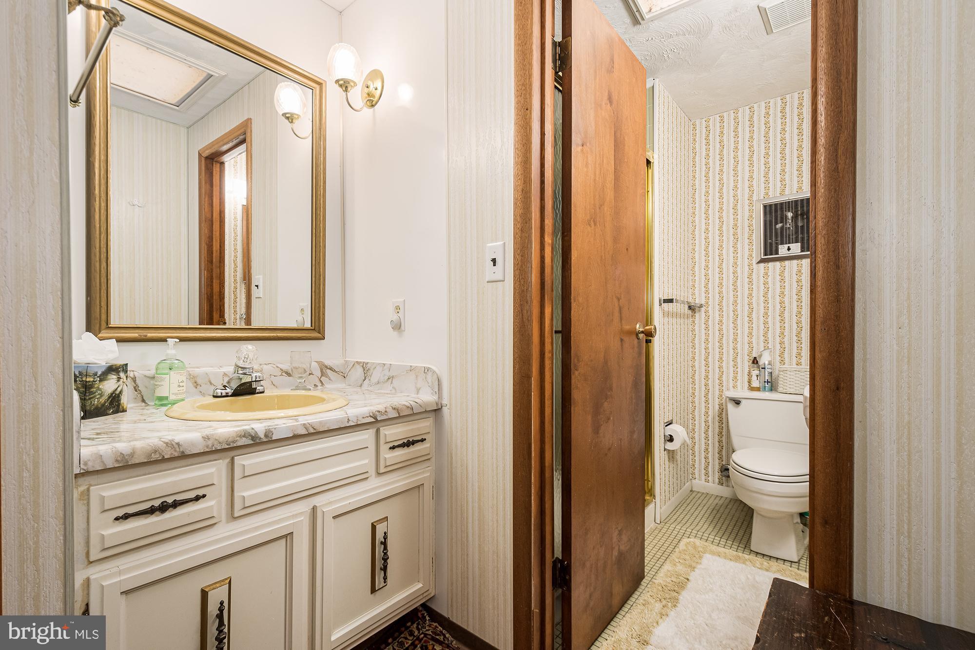 LAKE SHORE DRIVE - Residential