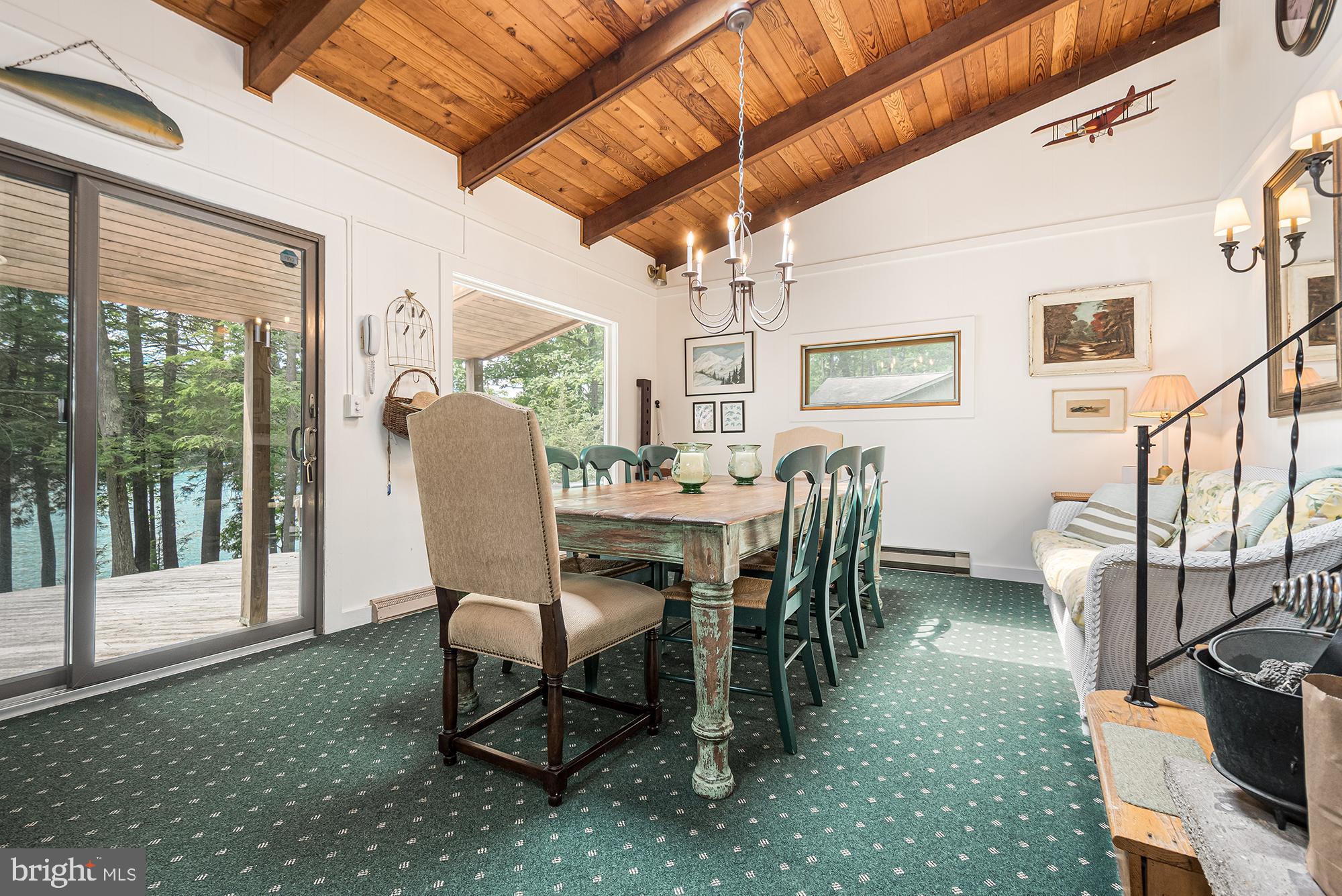 LAKE SHORE DRIVE - Residential