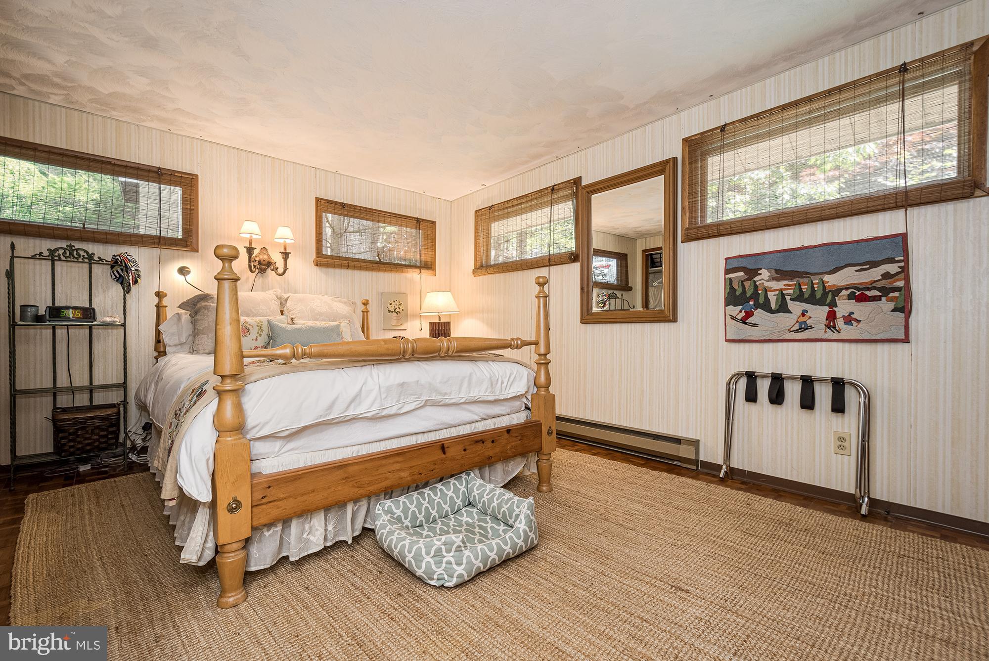 LAKE SHORE DRIVE - Residential