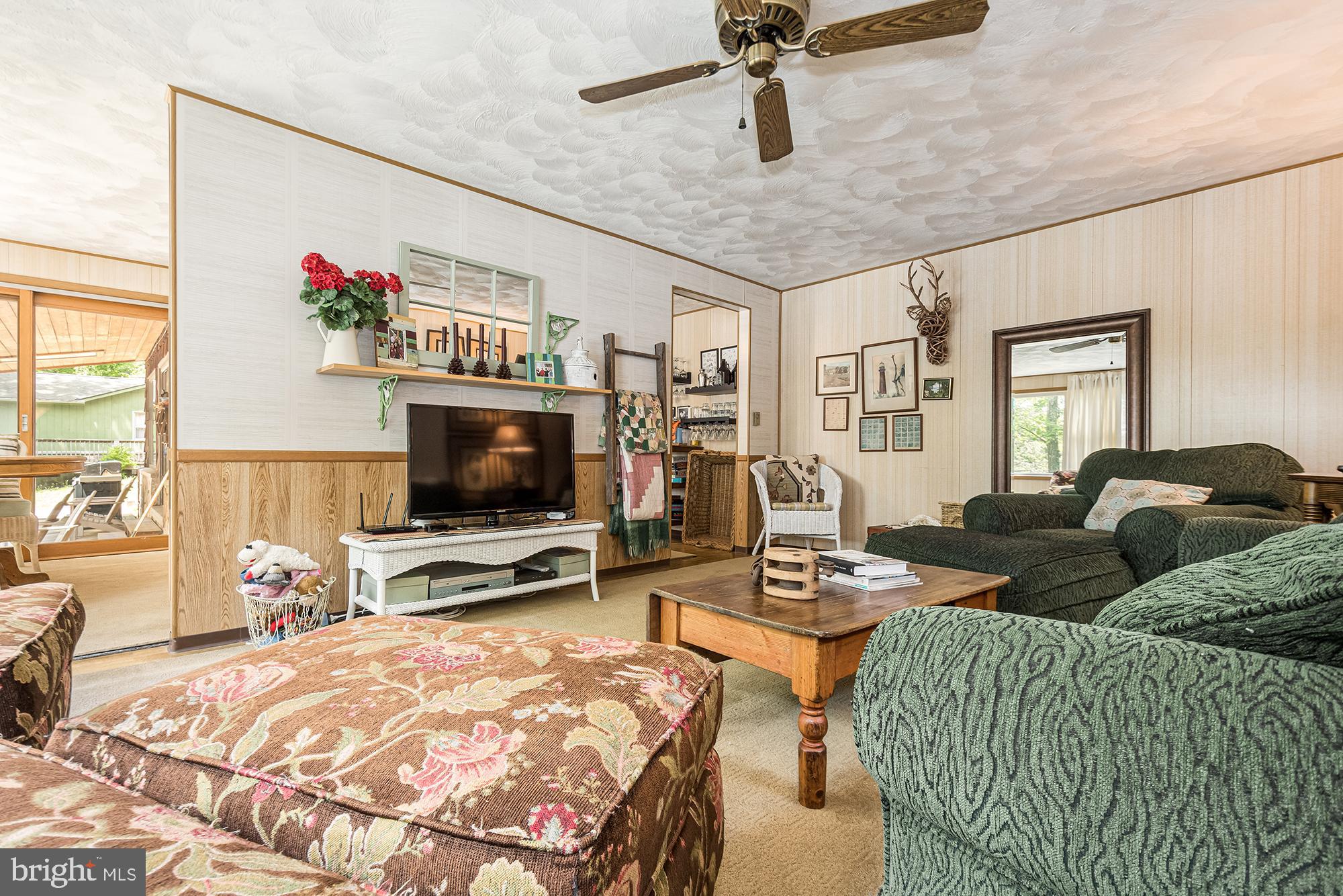 LAKE SHORE DRIVE - Residential