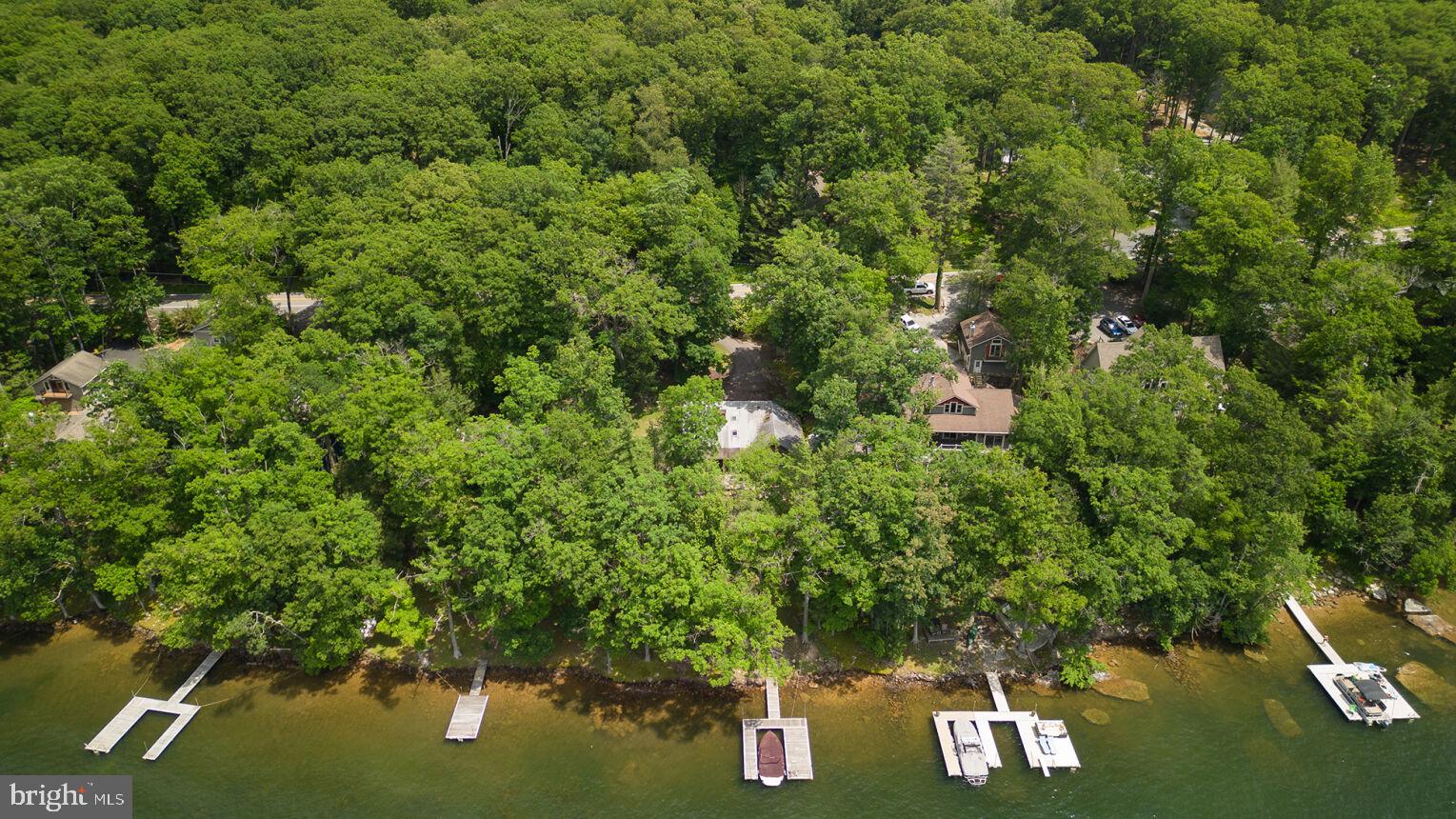 LAKE SHORE DRIVE - Residential