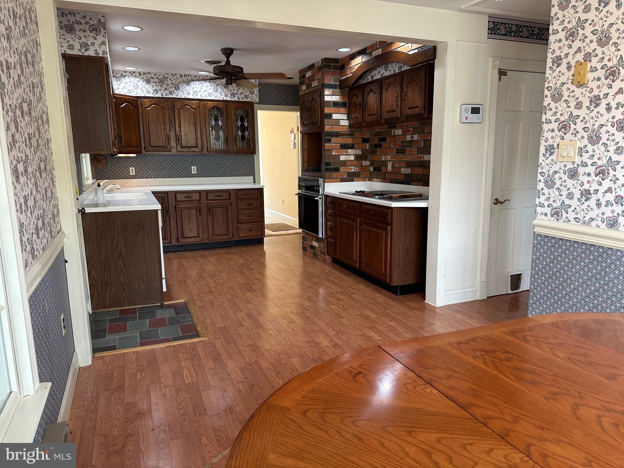 SUNSET BEACH - Residential