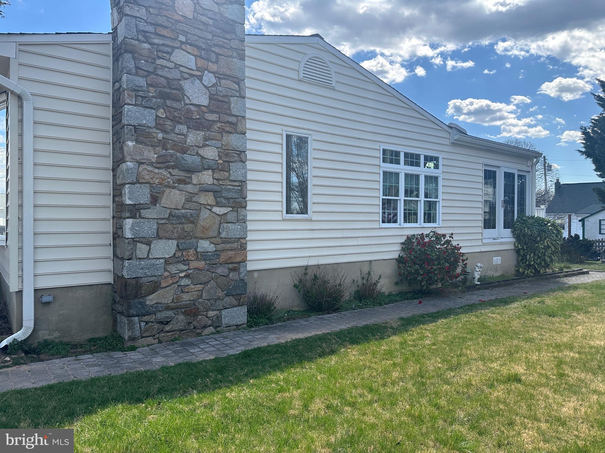 SUNSET BEACH - Residential