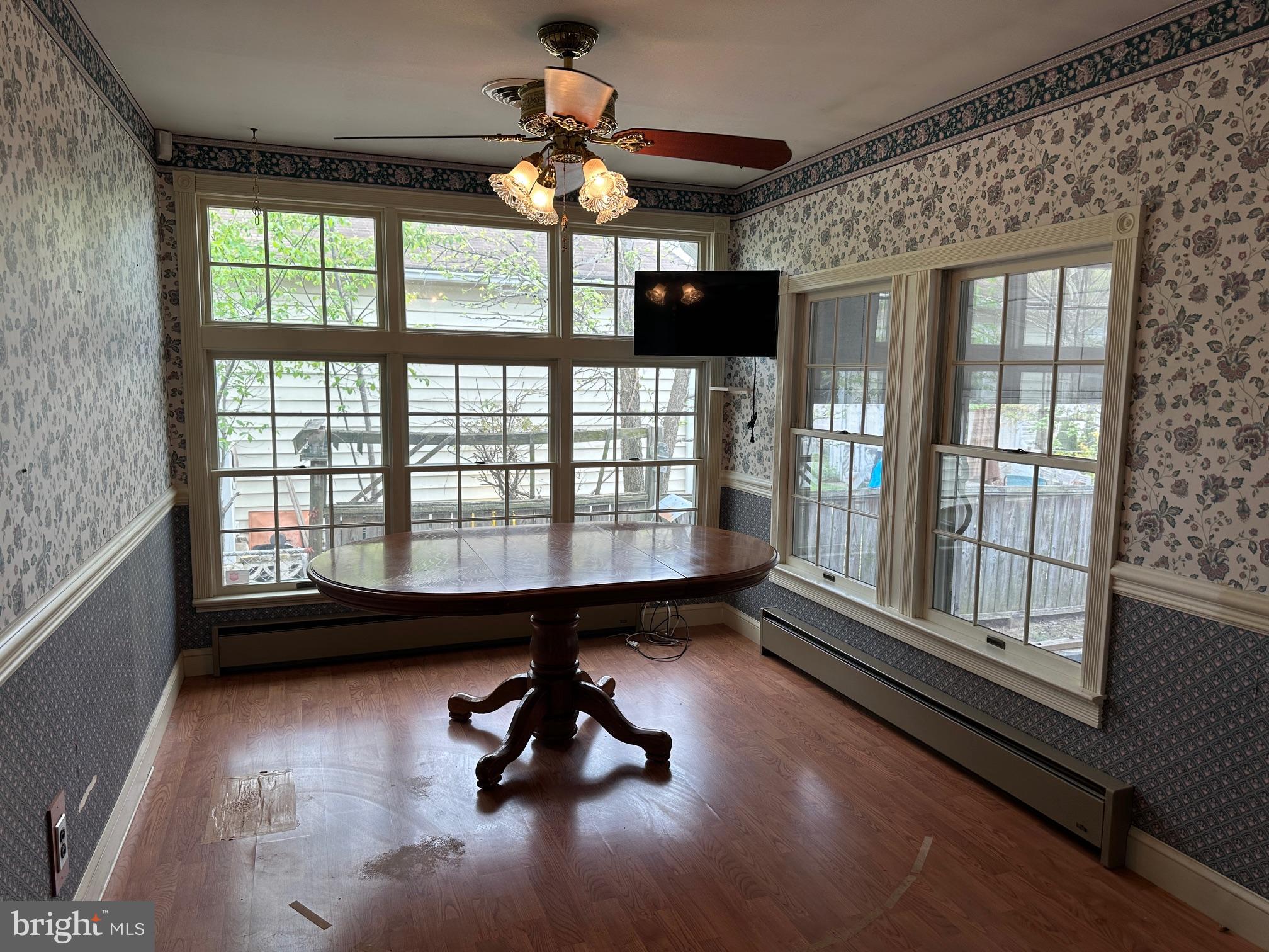 SUNSET BEACH - Residential