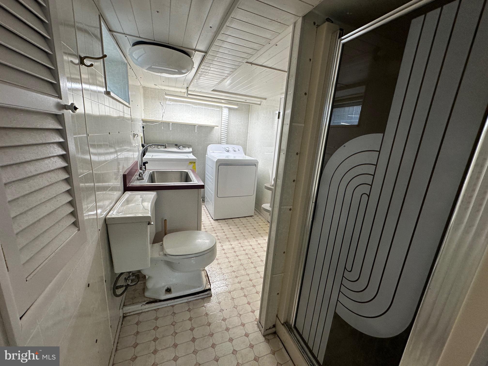 SUNSET BEACH - Residential