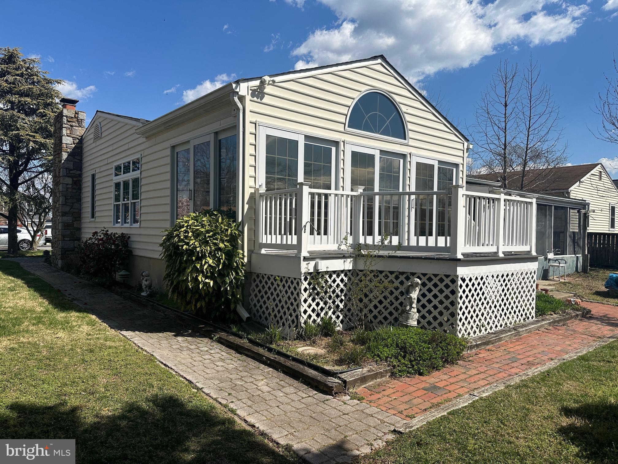 SUNSET BEACH - Residential